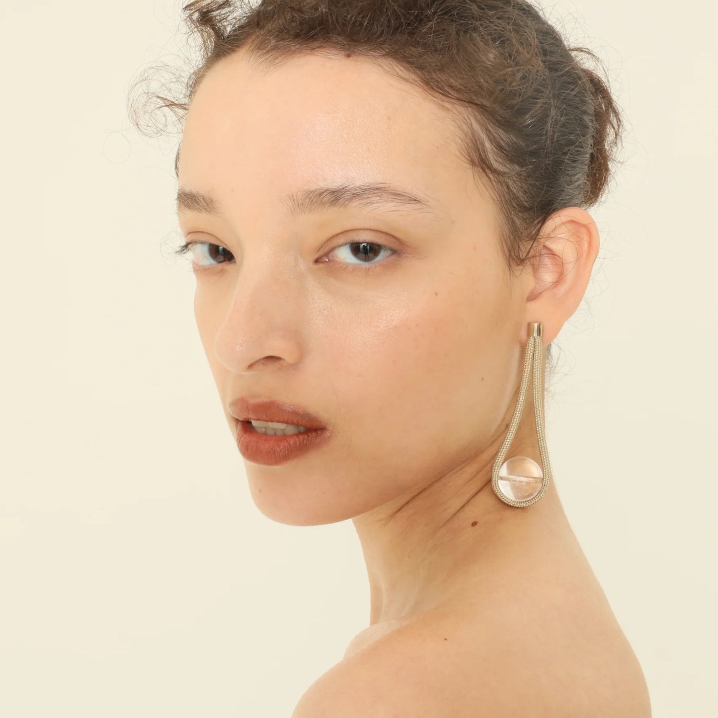 PICHULIK | Azu Earrings Gold Rock Crystal