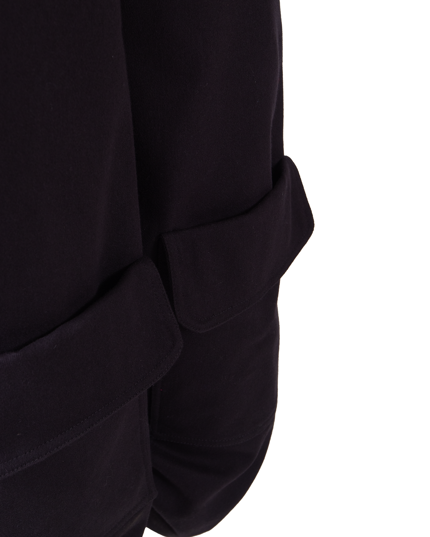 GUILLOTINE Black Three-Quarter Pleated Pants