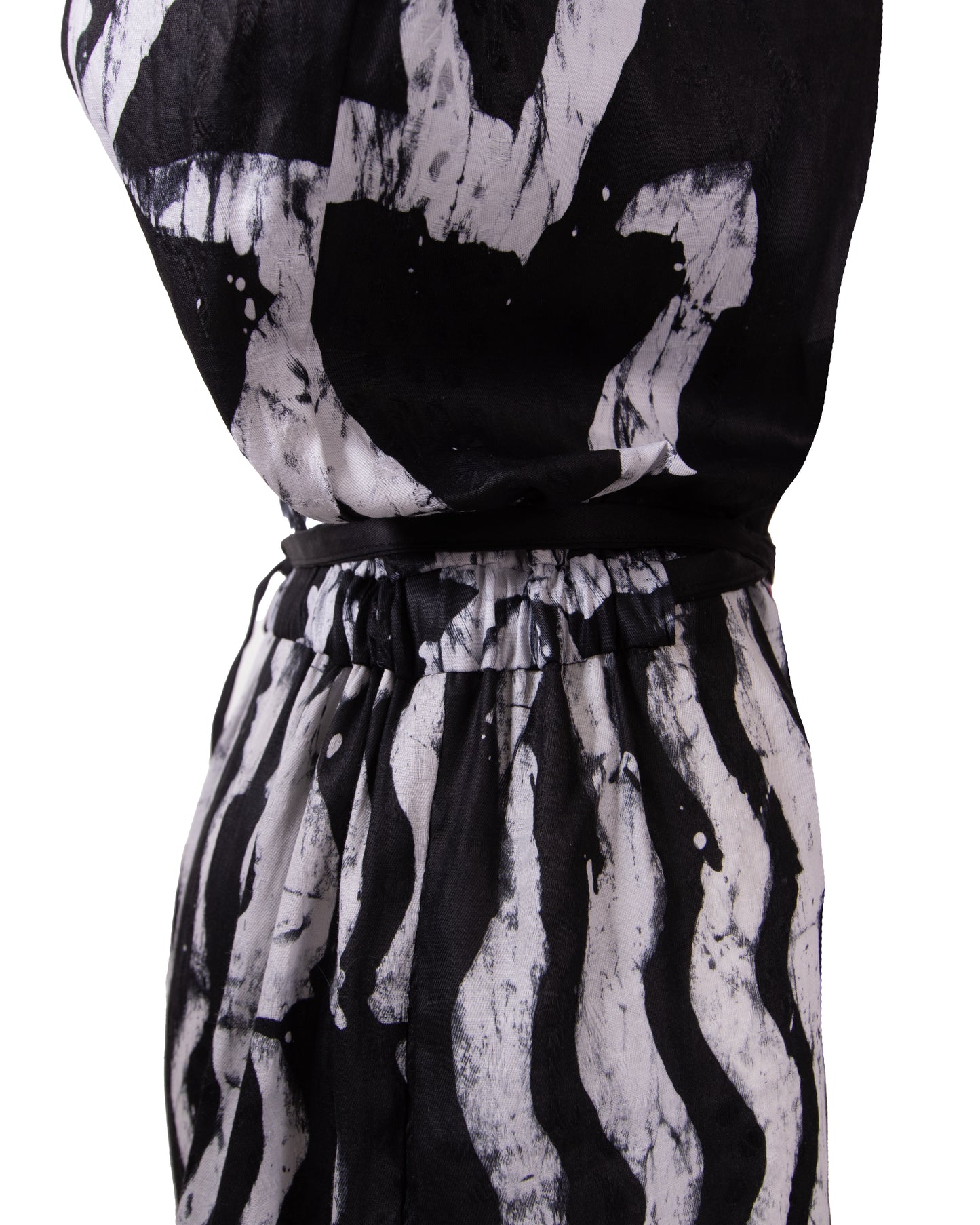 GUILLOTINE x WALDMAN Monarch All in One Jumpsuit black/white