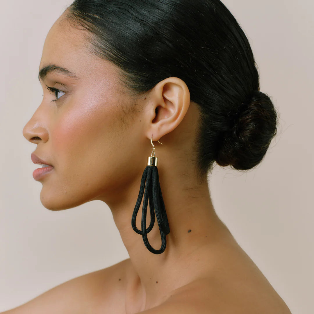 PICHULIK Wave Earrings- Black
