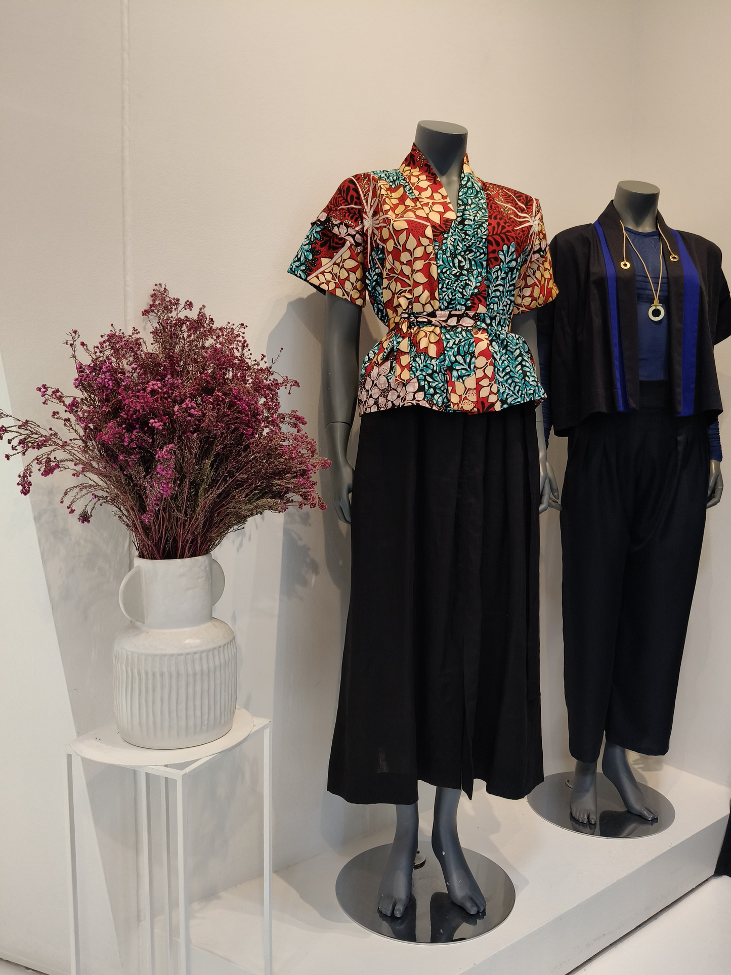 GUILLOTINE Dynamic Printed Box Jacket