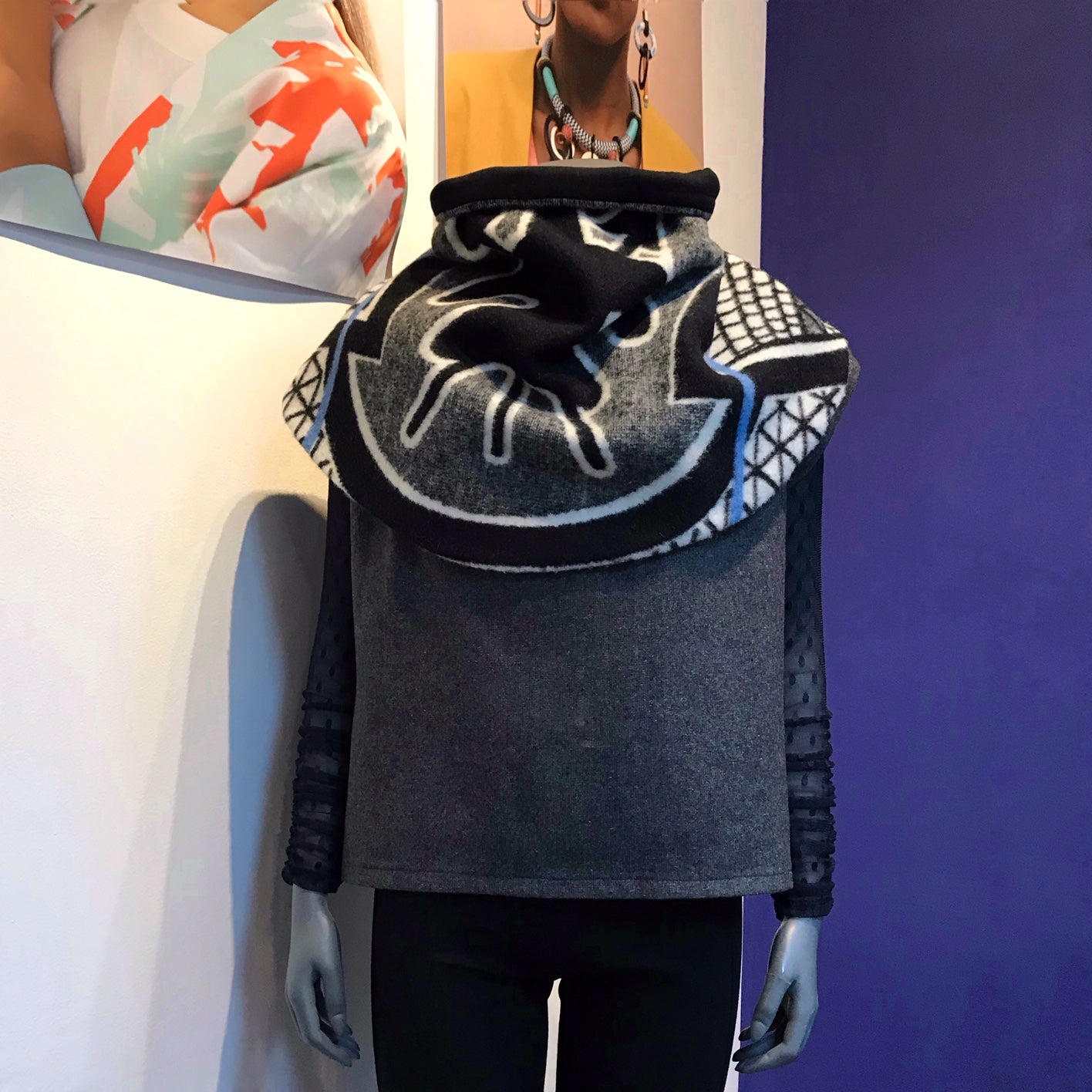GUILLOTINE White / Black Basotho Neck Warmer