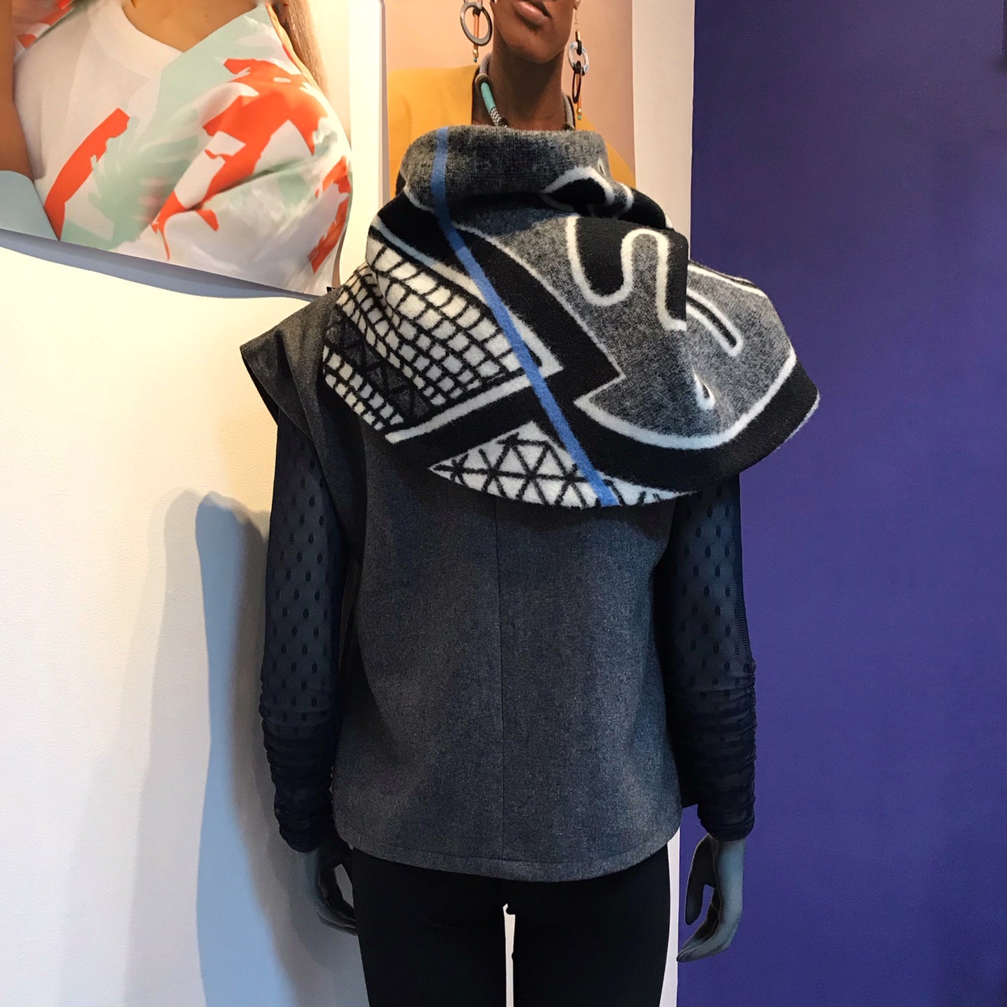 GUILLOTINE White / Black Basotho Neck Warmer