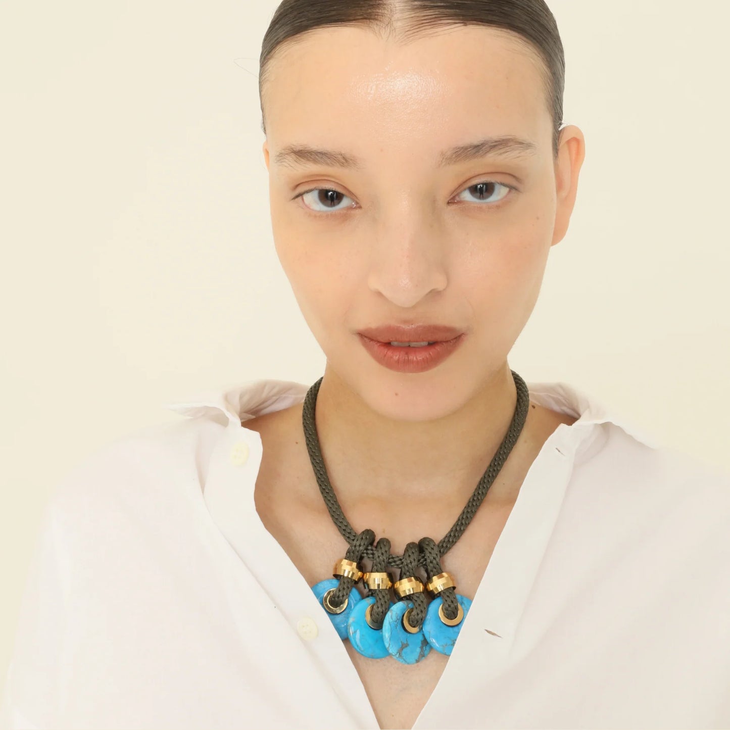 PICHULIK | Melam Necklace Olive Howlite