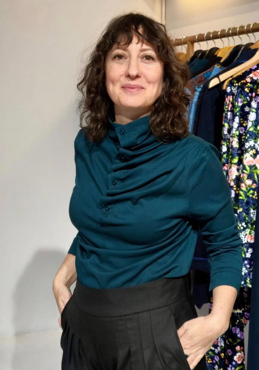 GUILLOTINE Ruffle Neck Shirt Emerald