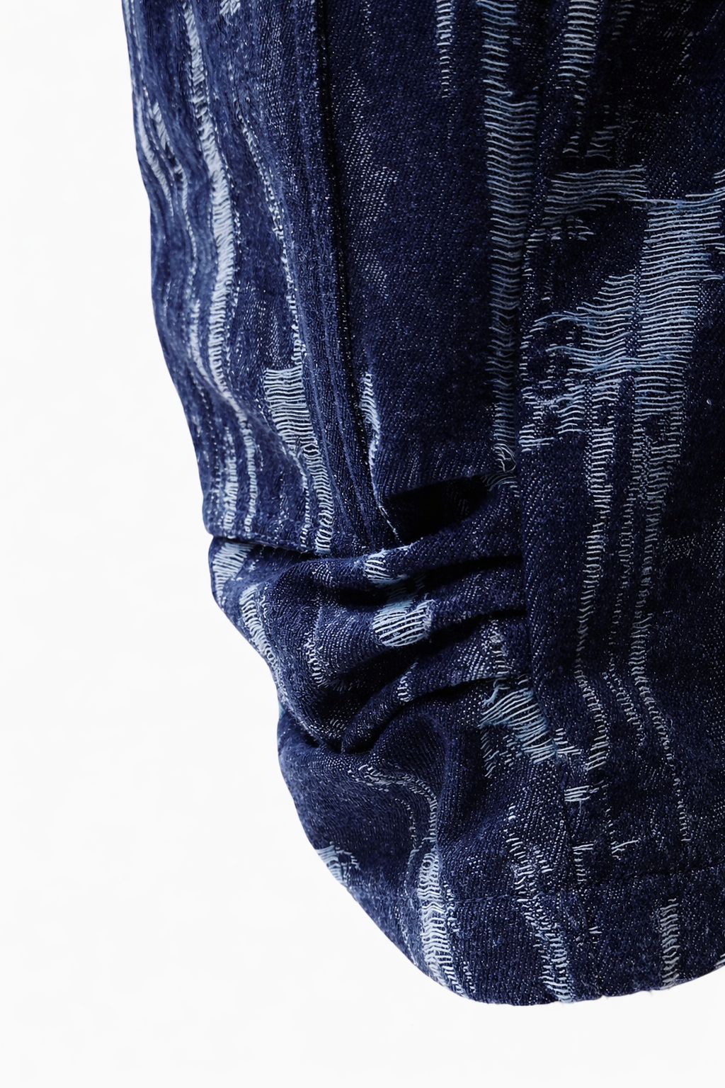 GUILLOTINE Distressed  Denims
