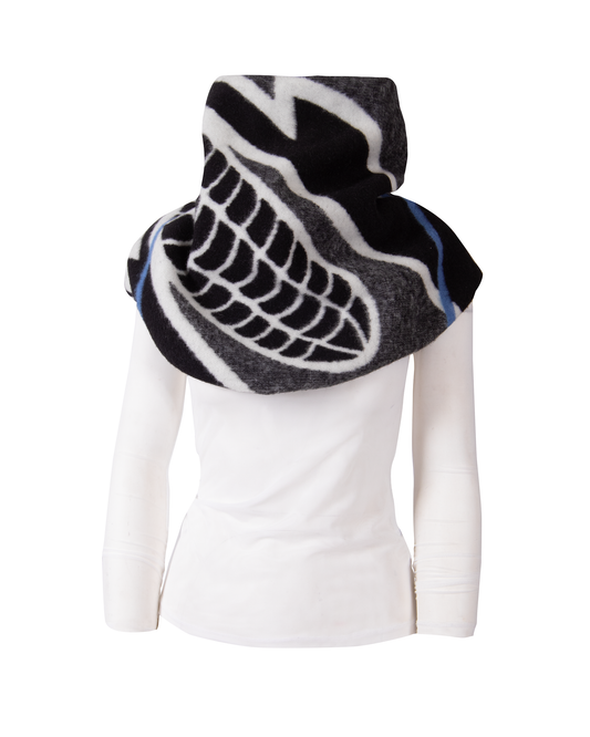 GUILLOTINE White / Black Basotho Neck Warmer