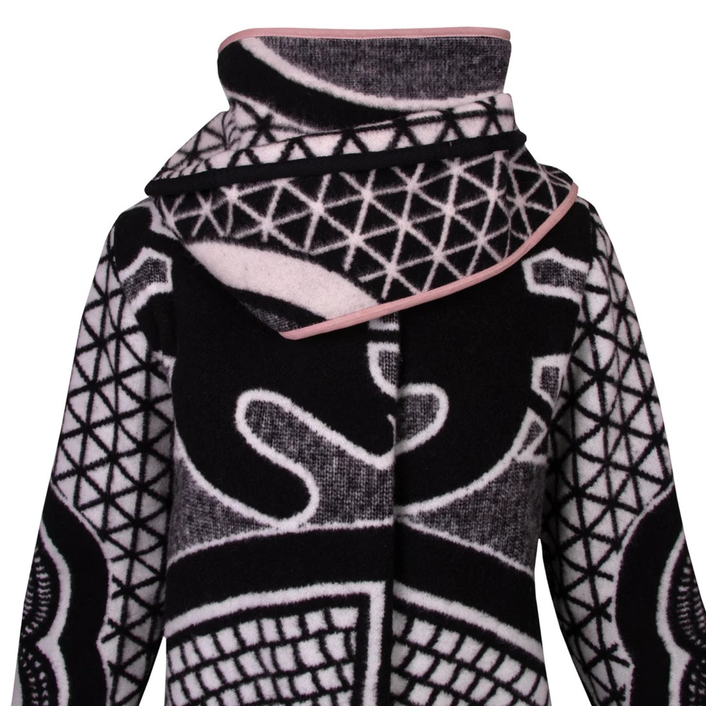 GUILLOTINE Basotho Blanket Coat | White Black