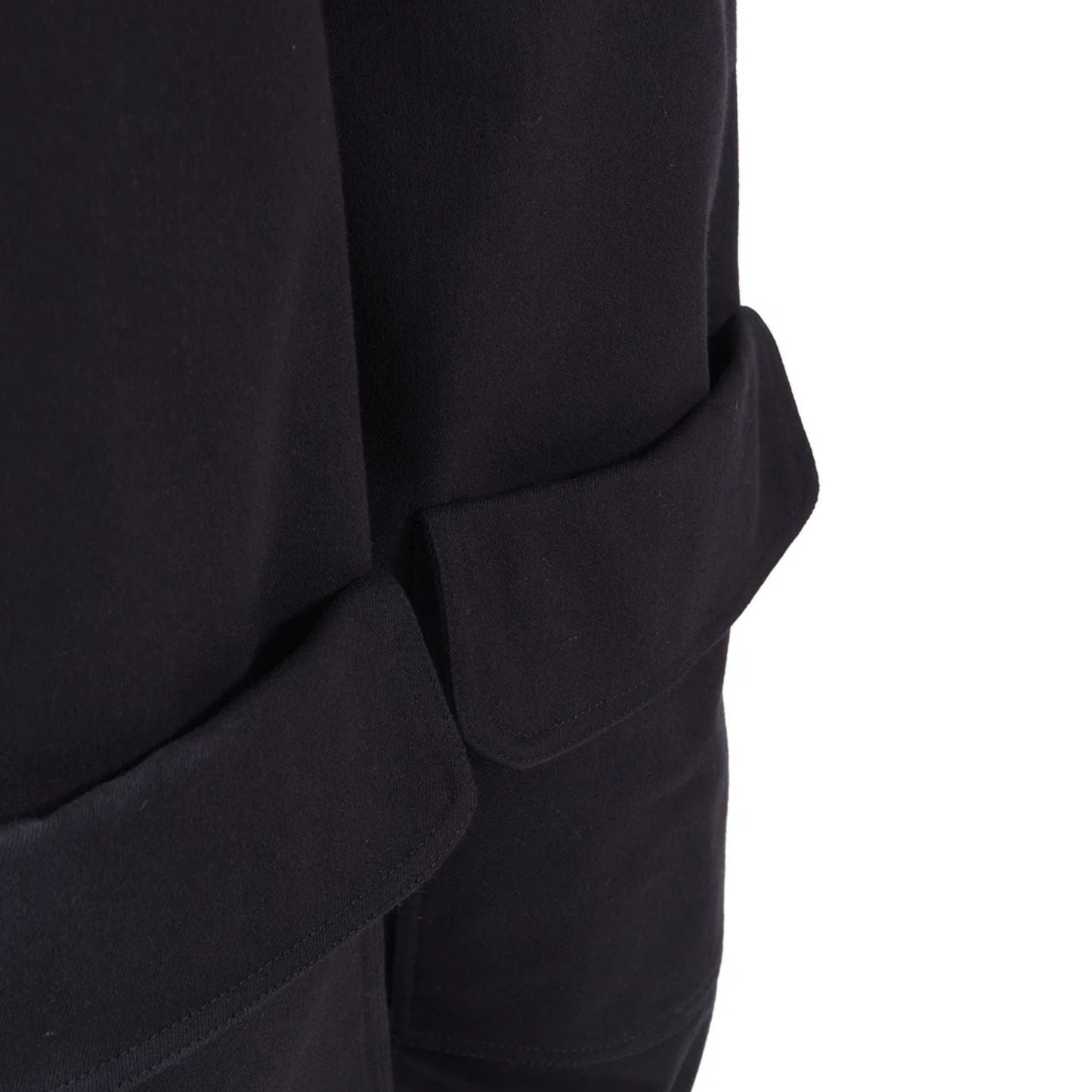 GUILLOTINE Three-Quarter Pleated Pants