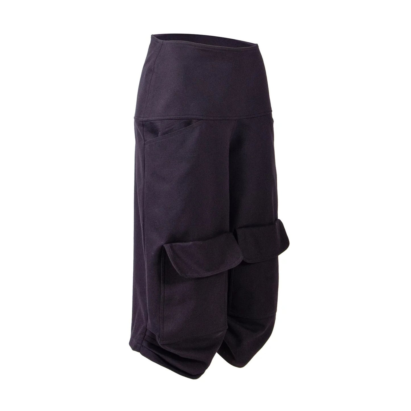 GUILLOTINE Three-Quarter Pleated Pants