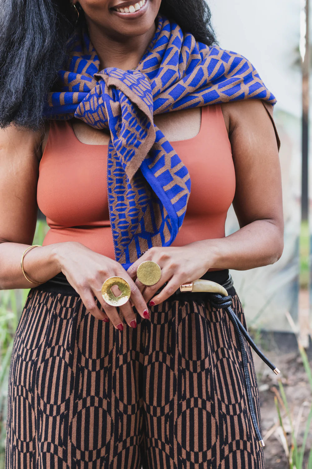 ROMARIA Two-Tone Square Scarf