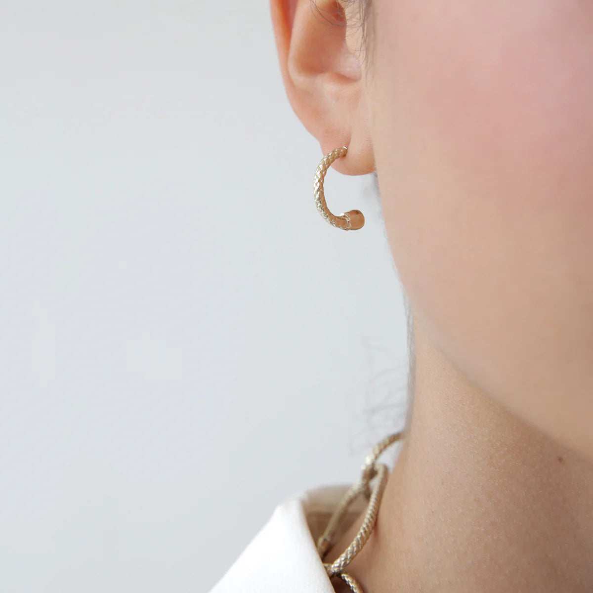 PICHULIK Estrella Hoop Earrings Gold