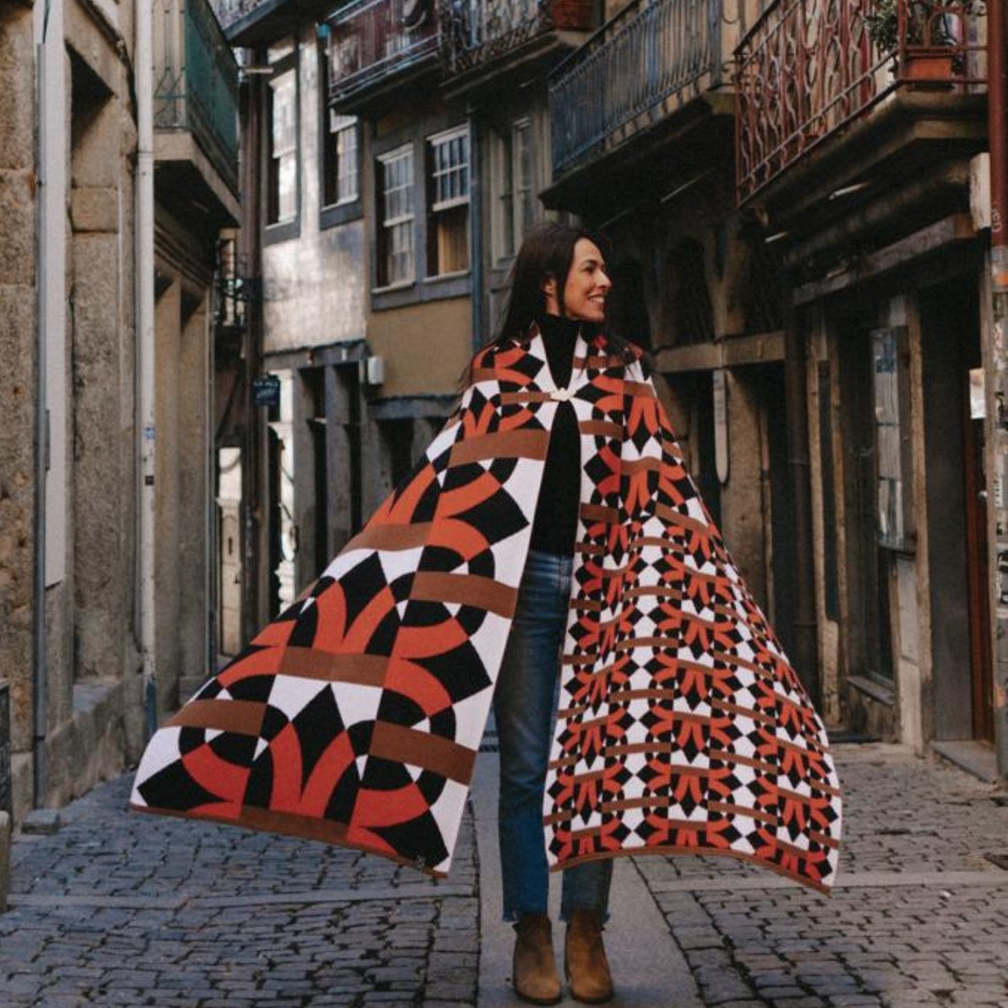 ROMARIA Oversized Porto Wrap