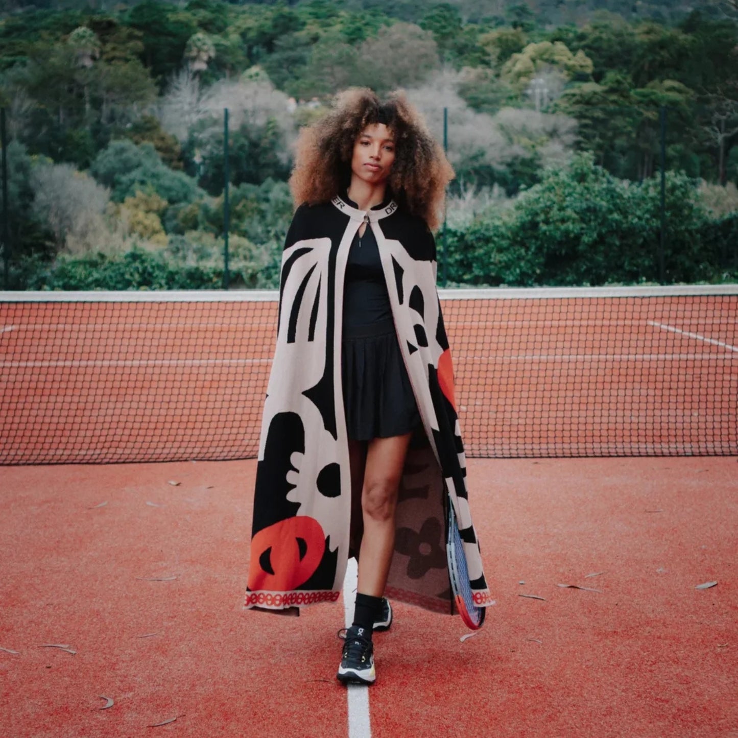 ROMARIA Shero Cloak