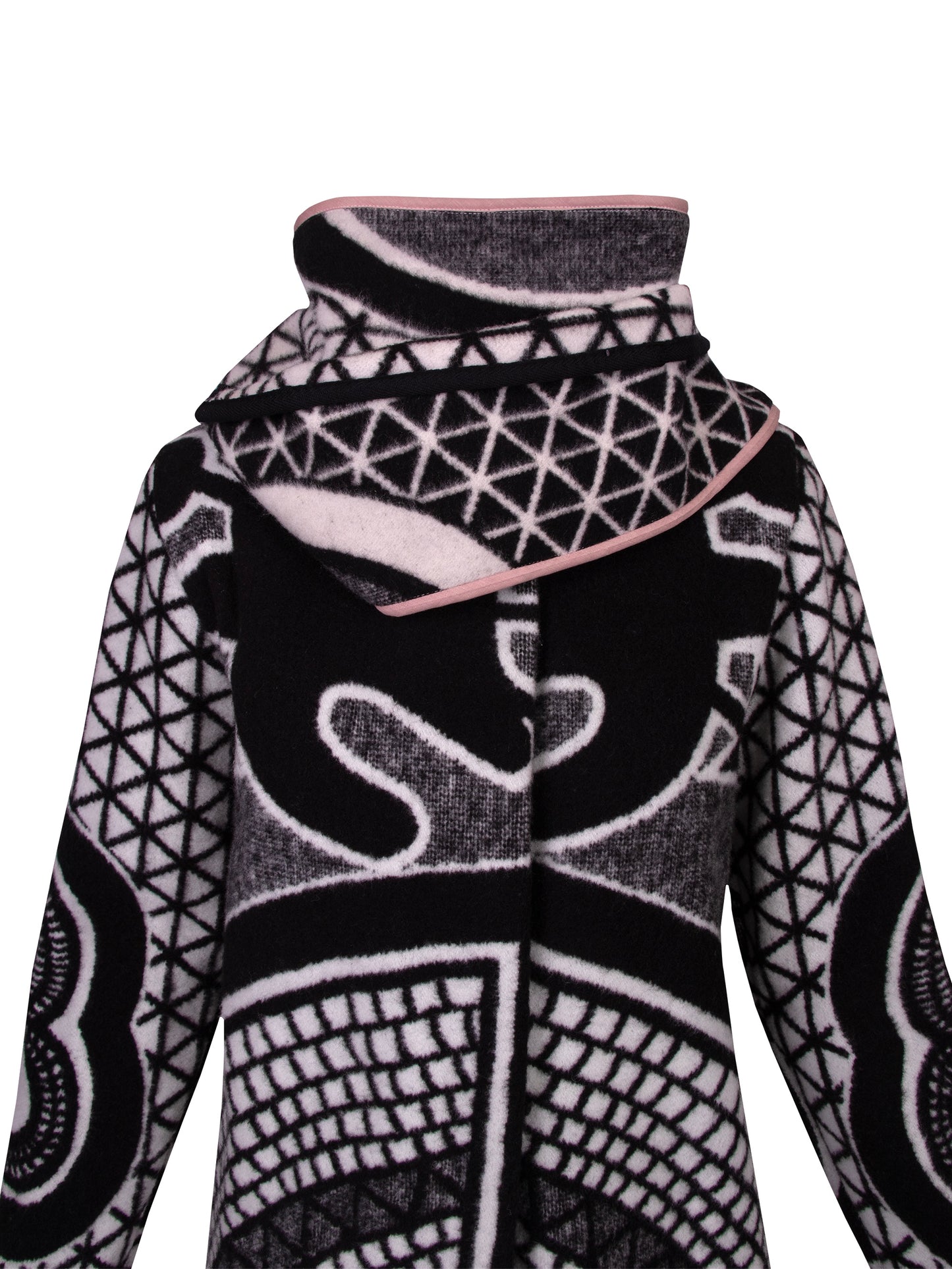 GUILLOTINE White / Black Basotho Blanket Coat